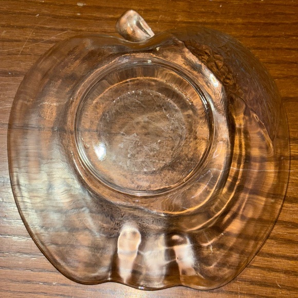 Apple Shaped Glass Bowl - Picture 3 of 6